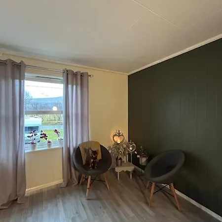 House With Charm, Valley With Lots Of Northern Lights, Breivikeidet 度假居 特罗姆瑟