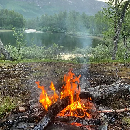 House With Charm, Valley With Lots Of Northern Lights, Breivikeidet Prázdninový dům *