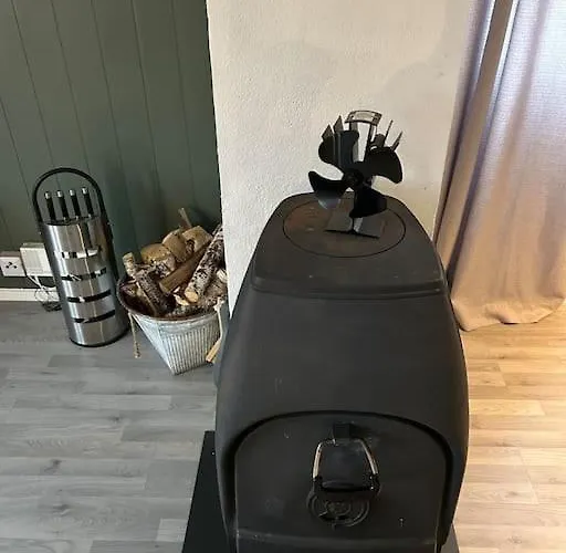 Prázdninový dům House With Charm, Valley With Lots Of Northern Lights, Breivikeidet *