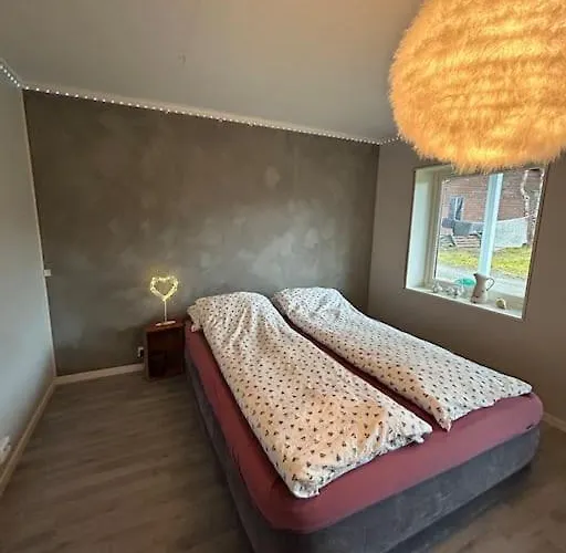 House With Charm, Valley With Lots Of Northern Lights, Breivikeidet 펜션 *